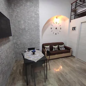 https://tapias-rooms-big.taorminaitalyhotels.com